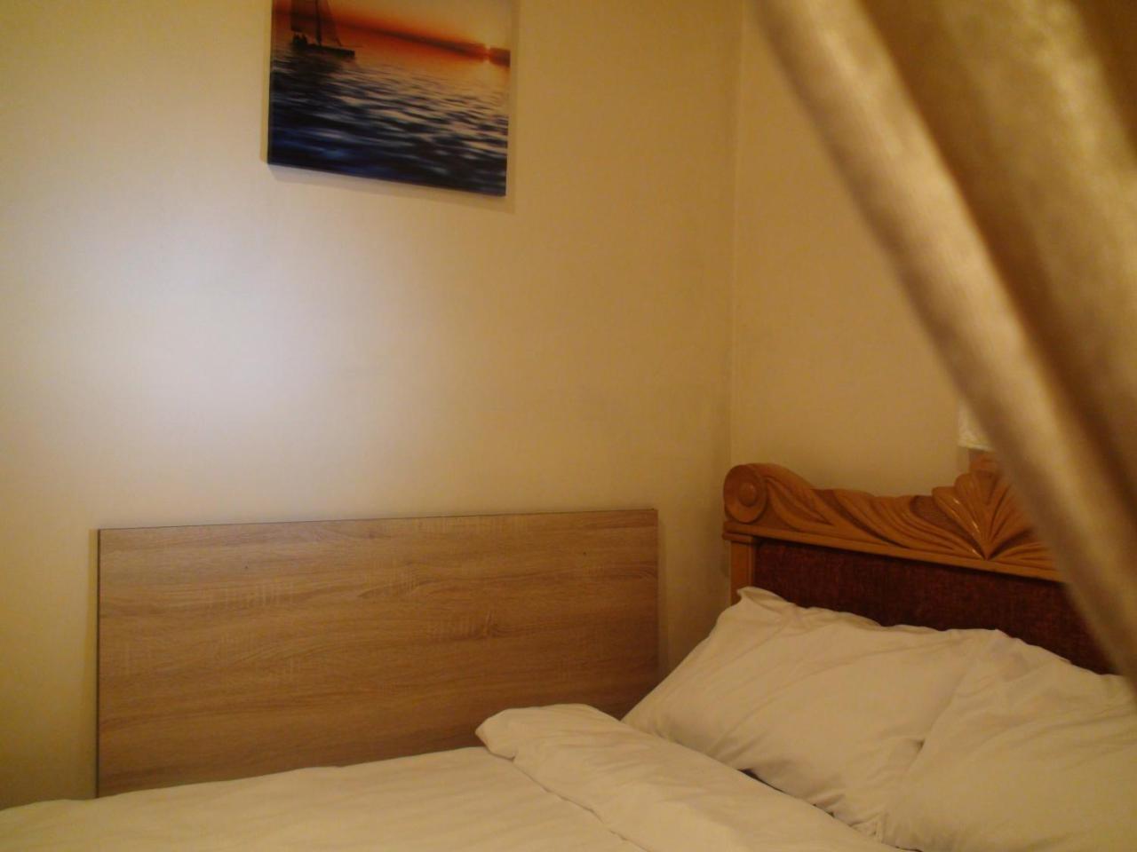 Comfort Hostel Erivan Exterior foto